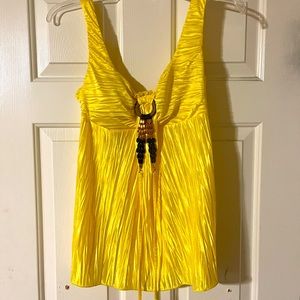 Gorgeous sexy dressy sleeves top.